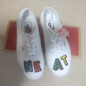 🌈 NEAT Vans in True White